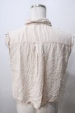 画像2: axes femme / スカラップ刺繍入りノースリーブブラウス M 生成り Y-25-07-01-062-AX-BL-SZ-ZY (2)
