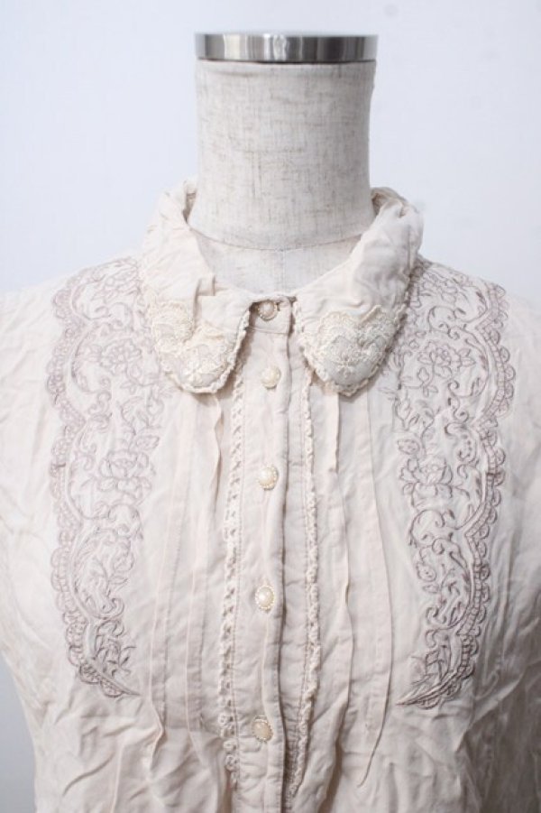 画像3: axes femme / スカラップ刺繍入りノースリーブブラウス M 生成り Y-25-07-01-062-AX-BL-SZ-ZY (3)