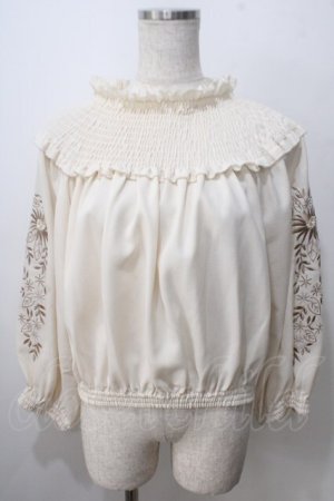 画像: axes femme NOSTALGIE / 袖刺繍入りブラウス  生成 Y-25-07-01-064-AX-BL-SZ-ZY