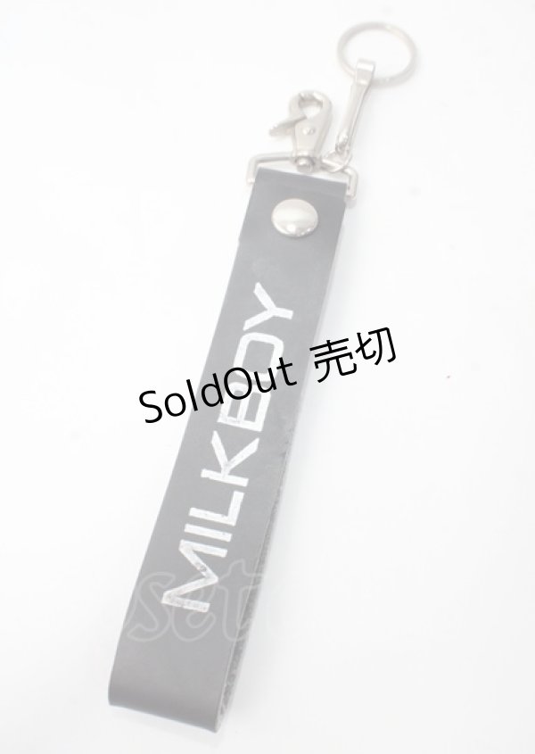 画像1: MILKBOY / ロゴキーチェーン  黒 Y-25-07-08-012-MB-ZA-SZ-ZY (1)
