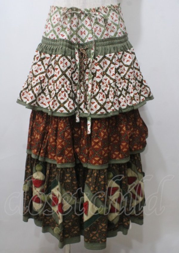 画像1: WONDERFUL WORLD / モチーフ付きパッチワークティアードスカート  グリーン系 Y-25-07-11-137-LO-SK-SZ-ZY (1)