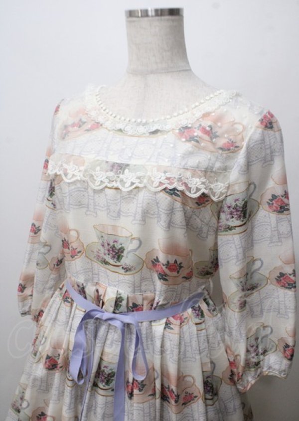 画像3: Leur Getter / Floral Teacup袖付ワンピース  オフ Y-25-07-12-086-LU-OP-SZ-ZT178 (3)