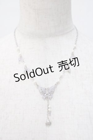 画像: axes femme / バラチャーム付き蝶ネックレス  ラベンダー Y-25-07-14-001-AX-AC-SZ-ZY