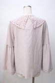 画像3: axes femme / 刺繍入りビッグカラーブラウス M 淡ピンク Y-25-07-14-067-AX-BL-SZ-ZI (3)