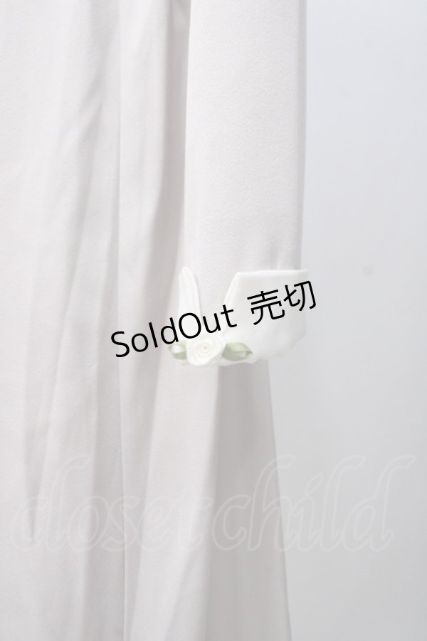 画像4: axes femme / ストロベリー刺繍ワンピース F クリーム Y-25-07-14-108-AX-OP-SZ-ZI (4)