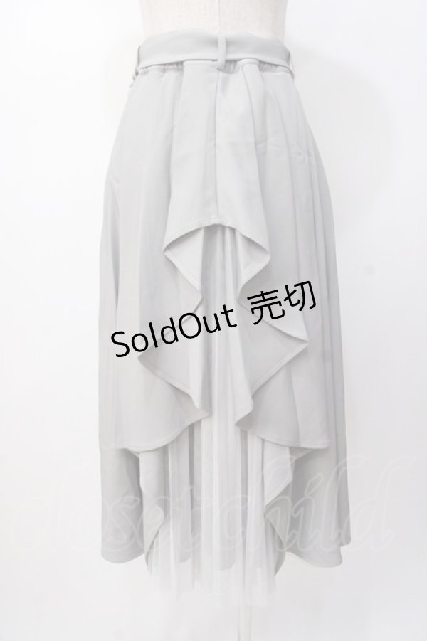 画像3: an another angelus / ベルト付きバックラッフルフレアースカート  グレー Y-25-07-16-054-CA-SK-SZ-ZY (3)