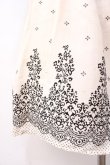 画像4: axes femme / ボレロ風ロマンティック柄ワンピース M 生成り×紺 Y-25-07-16-099-AX-OP-SZ-ZY (4)