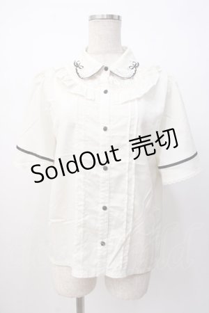 画像: axes femme POETIQUE / フラワー刺繍襟半袖ブラウス  生成り Y-25-07-16-013-AX-BL-SZ-ZY