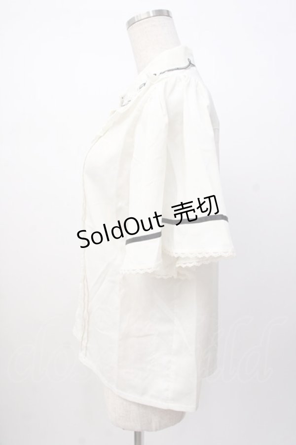 画像2: axes femme POETIQUE / フラワー刺繍襟半袖ブラウス  生成り Y-25-07-16-013-AX-BL-SZ-ZY (2)