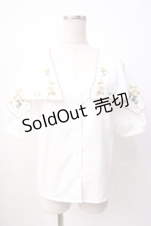 画像: Fi.n.t / アザレア刺繍ハンカチケープブラウス  白 Y-25-07-16-015-CA-BL-SZ-ZY