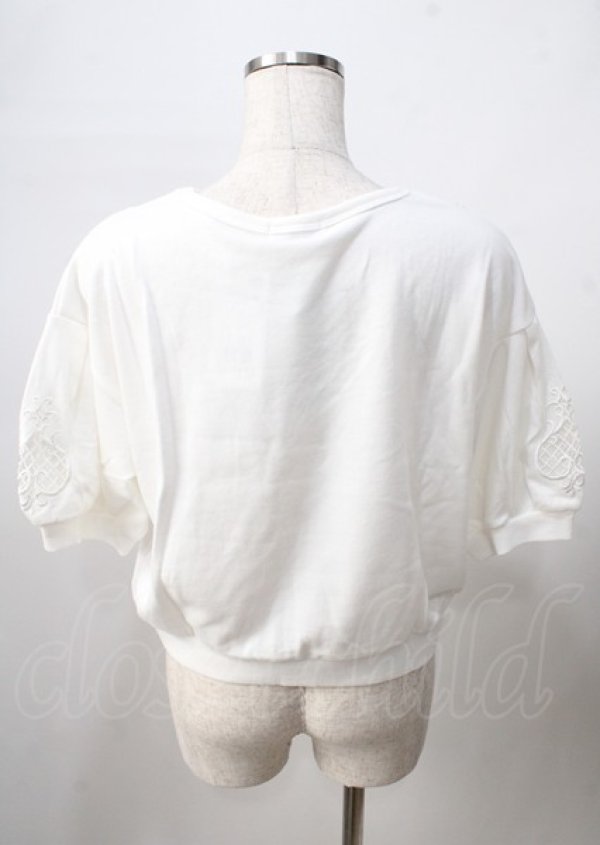 画像2: axes femme POETIQUE / カットワーク刺繍プルオーバー  白 Y-25-07-18-047-AX-TO-SZ-ZT096 (2)