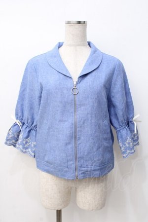 画像: axes femme / スカラップ刺繍袖ブルゾン  サックス Y-25-07-21-032-AX-TO-SZ-ZI