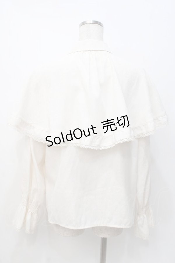 画像3: axes femme / ジャカードケープブラウス  オフ Y-25-07-21-039-AX-BL-AS-ZT525 (3)