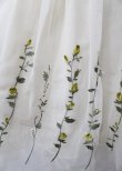 画像3: an another angelus / ボタニカルローズ刺繍チュールスカート  生成り Y-25-07-23-097-CA-SK-SZ-ZY (3)