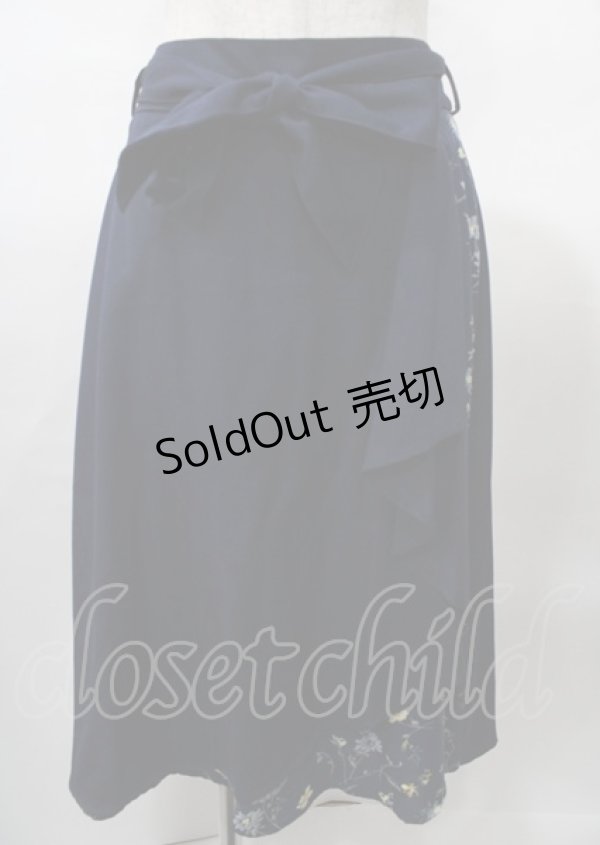 画像1: ingni / 花柄切替スカート  紺 Y-25-07-23-105-LO-SK-SZ-ZY (1)