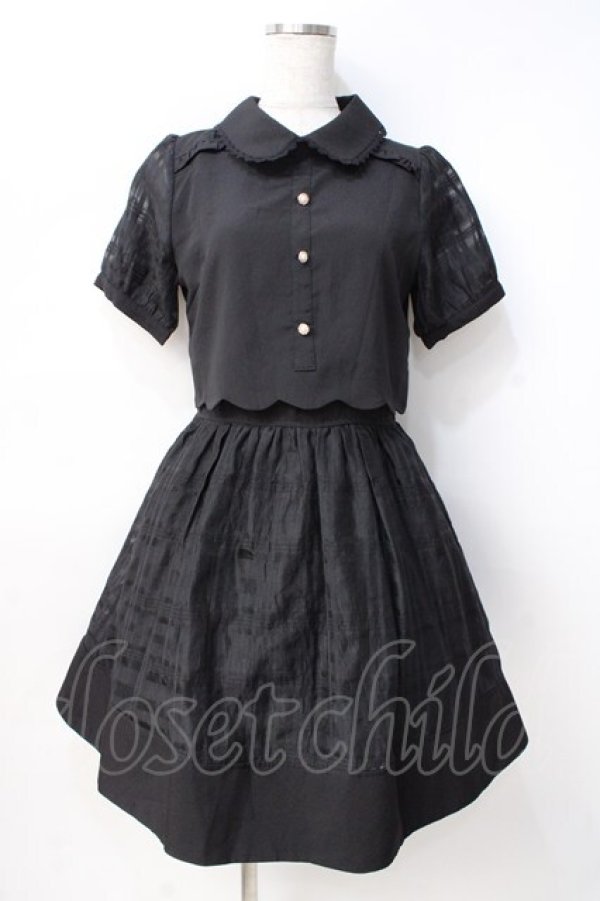 画像1: axes femme POETIQUE / シアーチェックスカラップワンピース M 黒 Y-25-07-29-090-AX-OP-SZ-ZY (1)