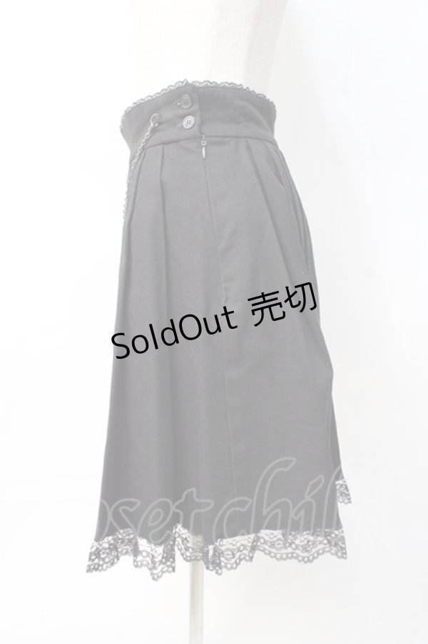 画像2: BPN / クロスチェーン付き裾レーススカート M 黒 Y-25-07-29-107-GO-SK-SZ-ZY (2)