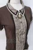 画像4: axes femme / 切り替え襟付きTシャツ M 茶 Y-25-07-31-037-AX-TO-SZ-ZY (4)