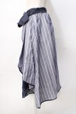 画像2: axes femme POETIQUE / リボンベルトストライプスカート  紺 Y-25-07-31-095-AX-SK-SZ-ZY (2)