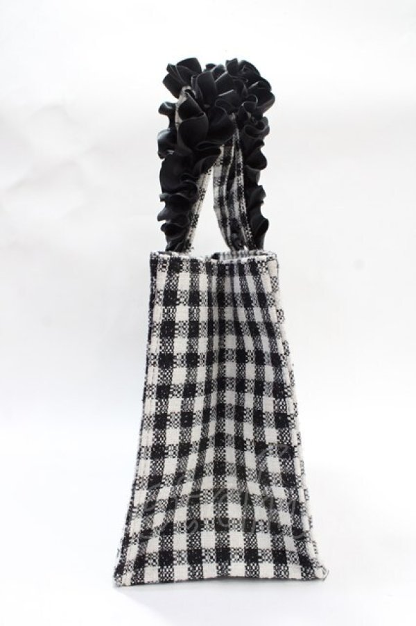 画像2: Maison de FLEUR / EC限定ギンガムフリルハンドルスクエアトートバッグ F ブラック Y-25-07-31-018-LO-BG-SZ-ZY (2)
