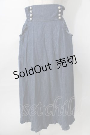 画像: axes femme / パール釦デザインデニムスカート  インディゴ Y-25-08-02-099-AX-SK-SZ-ZY
