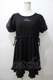 画像1: axes femme POETIQUE / シアーパフ袖カットミニワンピ M 黒 Y-25-08-11-049-AX-OP-SZ-ZT009 (1)