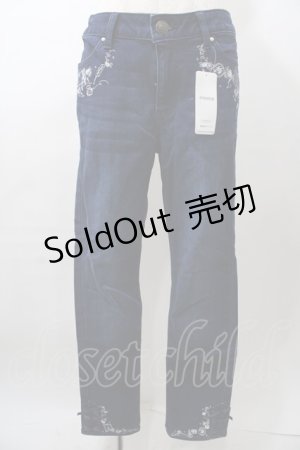 画像: axes femme / お手紙刺繍デニムパンツ  インディゴ Y-25-08-11-085-AX-PA-SZ-ZI