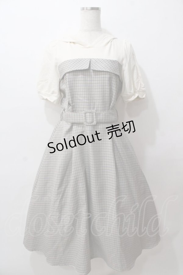 画像1: axes femme / レイヤード風パーカーワンピース M ベージュ Y-25-08-15-118-AX-OP-SZ-ZT115 (1)