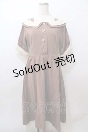 画像: an another angelus / オフショルバイカラーワンピース F ブラウン Y-25-08-15-127-CA-OP-SZ-ZY