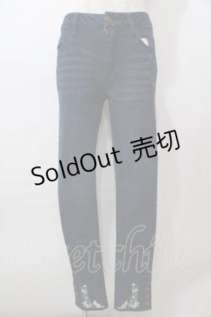 画像: axes femme / ねこ刺繍デニムパギンス S インディゴ Y-25-08-15-170-AX-PA-SZ-ZI