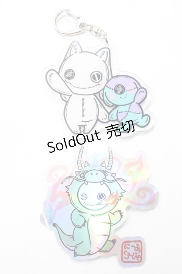 画像1: NieR CLOTHING / キーホルダー&シール   Y-25-08-17-008-PU-ZA-SZ-ZT486-F007 (1)