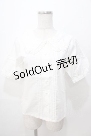 画像: F i.n.t / 三角襟タック入り半袖ブラウス F オフホワイト Y-25-08-17-071-CA-BL-SZ-ZY