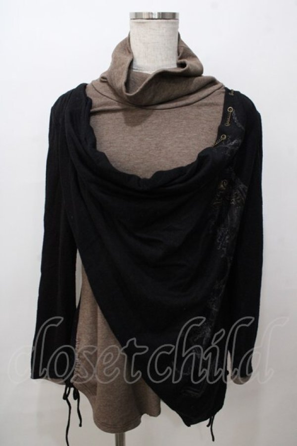 画像1: Ozz Croce / チャーム付きレイヤード風ハイネックトップス  黒×ベージュ Y-25-08-17-084-OO-TO-SZ-ZY (1)