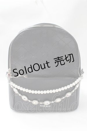 画像: NOEMIE / モノグラムエンボスリュック  黒 Y-25-08-17-044-LO-BG-SZ-ZY