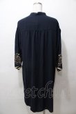 画像2: axes femme / 袖刺繍Aラインシャツワンピース M 紺 Y-25-08-19-070-AX-OP-SZ-ZY (2)