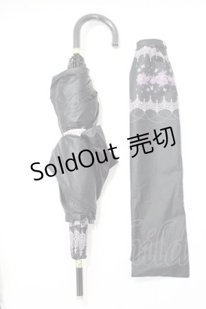 画像: axes femme / 蝶×バラ柄晴雨兼用折傘  黒 Y-25-08-19-017-AX-ZA-SZ-ZY