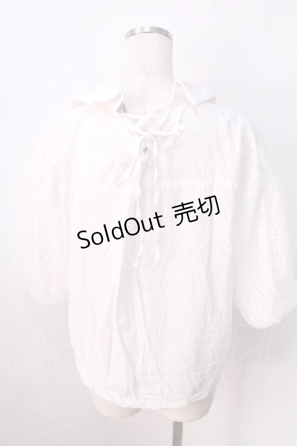画像2: LIZ LISA / 抜き衿シャツ 0 白 Y-25-08-26-019-LO-BL-SZ-ZT027 (2)