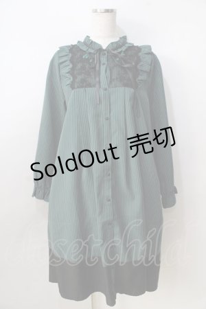 画像: axes femme / 巻きバラ付フリルワンピース  グリーン Y-25-08-30-128-AX-OP-SZ-ZY