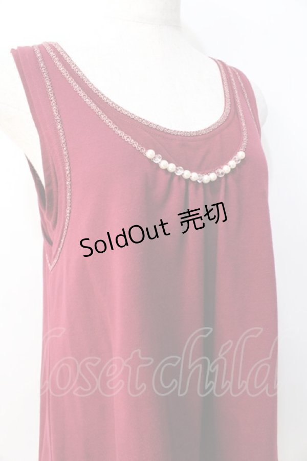 画像4: axes femme / 重ね着風ノースリトップス  ワイン Y-25-08-31-036-AX-BL-SZ-ZY (4)