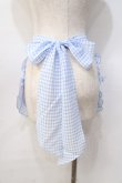 画像2: Angelic Pretty / オリジナルロゴギンガムフリルエプロン  サックス Y-25-08-31-058-AP-SK-SZ-ZY (2)