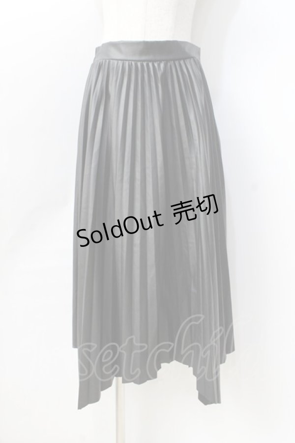 画像1: axes femme / レザープリーツスカート  黒 Y-25-08-31-063-AX-SK-SZ-ZY (1)