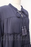 画像4: axes femme / 裾刺繍トップス  紺 Y-25-08-31-019-AX-TO-SZ-ZY (4)