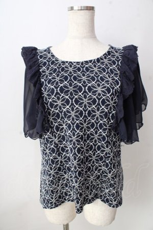 画像: axes femme / 袖フリルカットワークレーストップス  紺 Y-25-09-05-045-AX-TO-SZ-ZY