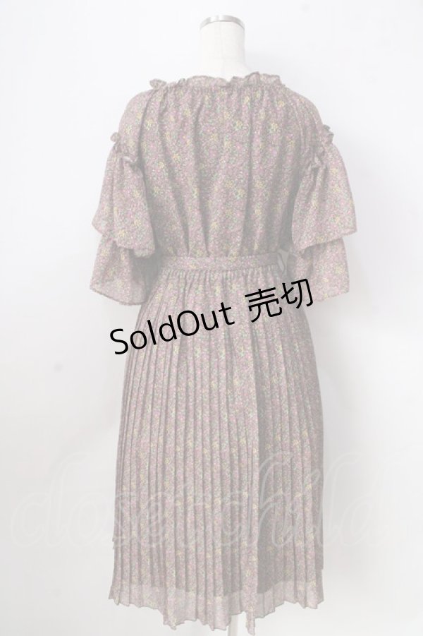 画像2: 【SALE】axes femme / 小花柄ロングワンピース  ブラウン Y-25-09-05-067-AX-OP-SZ-ZT198 (2)