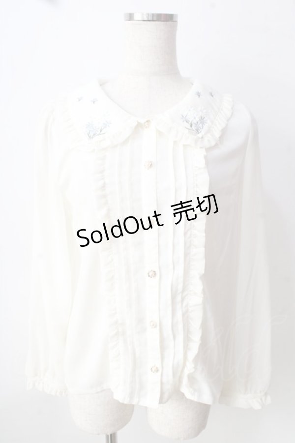 画像1: axes femme POETIQUE / 襟花刺繍ブラウス  生成り Y-25-09-05-029-AX-BL-SZ-ZY (1)