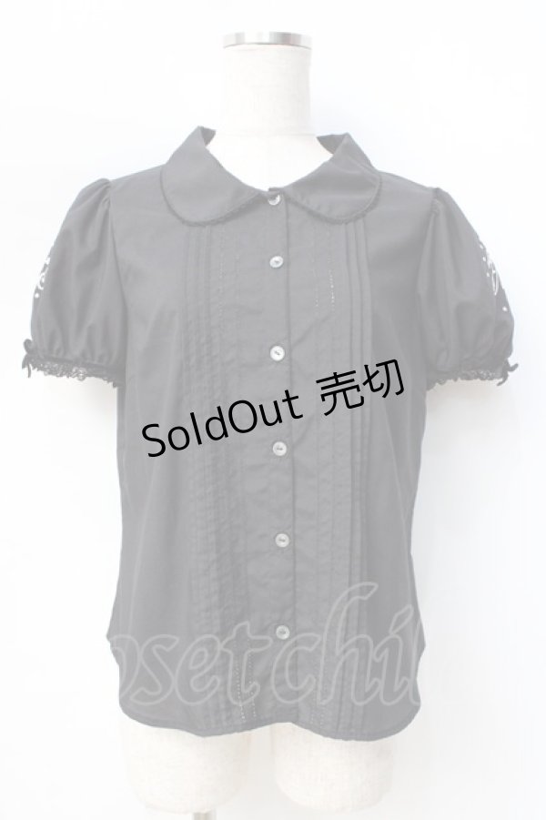 画像1: 【SALE】Melody BasKet /Melody刺繍半袖ブラウス - 黒 Y-25-09-13-059-LO-OP-AS-ZT326 (1)