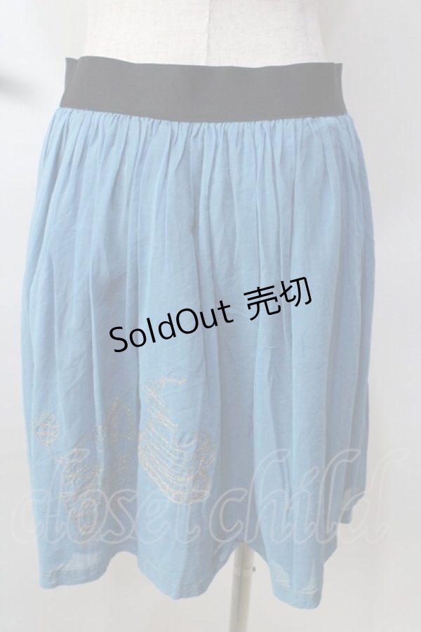 画像2: 【SALE】Jane Marple / ワンダーランドエンブロイダリーのミニスカート M ブルー Y-25-09-13-136-JM-SK-SZ-ZT512 (2)