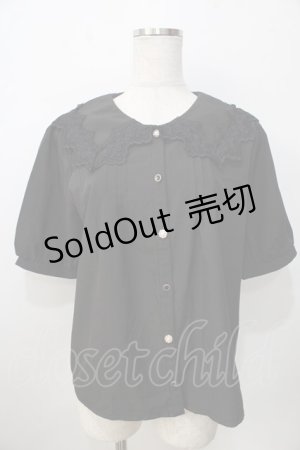 画像: axes femme / アソートボタンビッグ襟ブラウス F 黒 Y-25-09-14-045-AX-BL-SZ-ZY