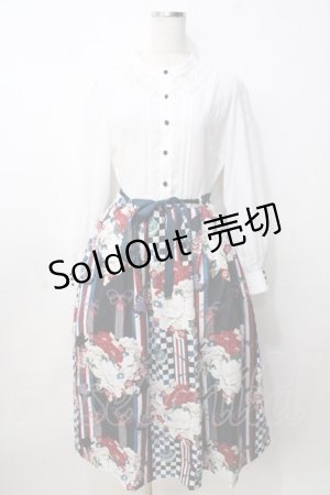 画像: axes femme / 菊柄ワンピース F 白 Y-25-09-14-078-AX-OP-SZ-ZY