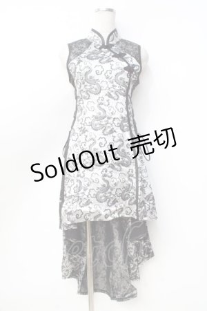 画像: Qutie Frash / チャイナノースリーブワンピース  シルバー Y-25-09-16-047-QU-OP-SZ-ZY